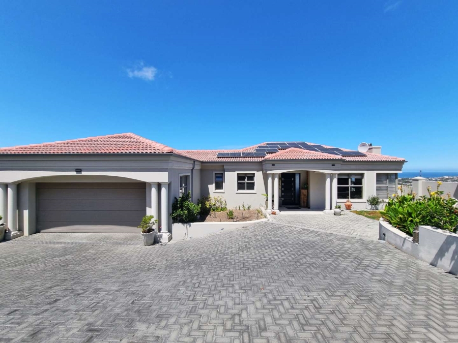 4 Bedroom Property for Sale in Onrus Western Cape